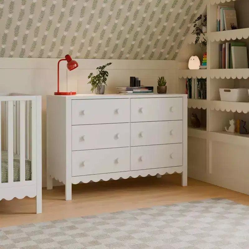 Scallop 6-Drawer Dresser