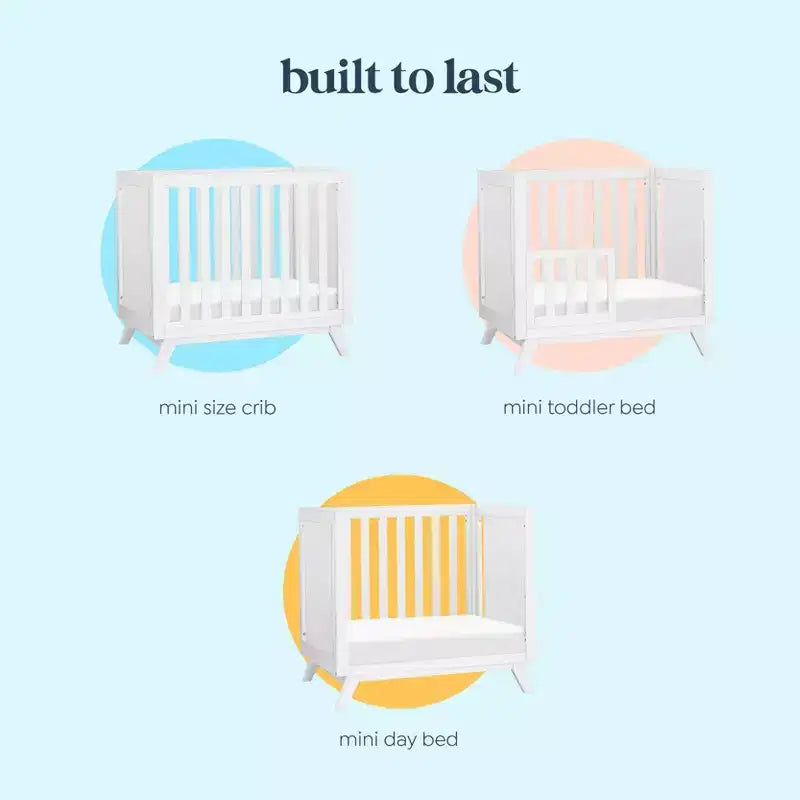 daVinci Otto 3-in-1 Convertible Mini Crib with 4 Mattress