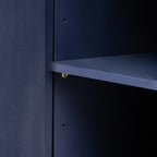 63" Opbergkast met 4 deuren en metalen handgrepen