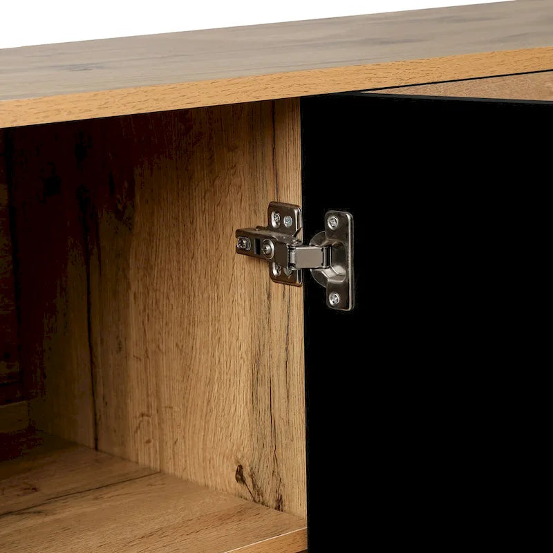 Houten Opbergkast met Gesneden Deur en Metalen Handgreep