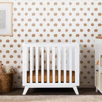 daVinci Otto 3-in-1 Convertible Mini Crib with 4 Mattress